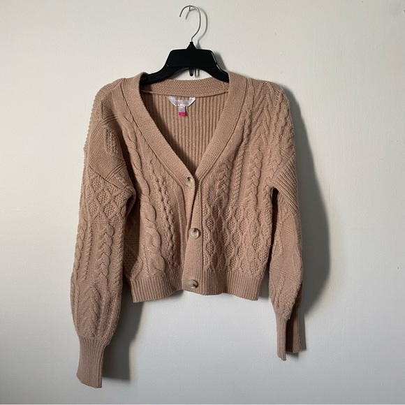 Tan knit cardigan, slightly cropped, with buttons. No boundaries Y2K size S - Picture 1 of 6